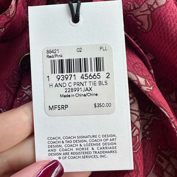 Coach Horse & Carriage Print Tie Neck Blouse Size 2 100% Silk NEW - Picture 3 of 10